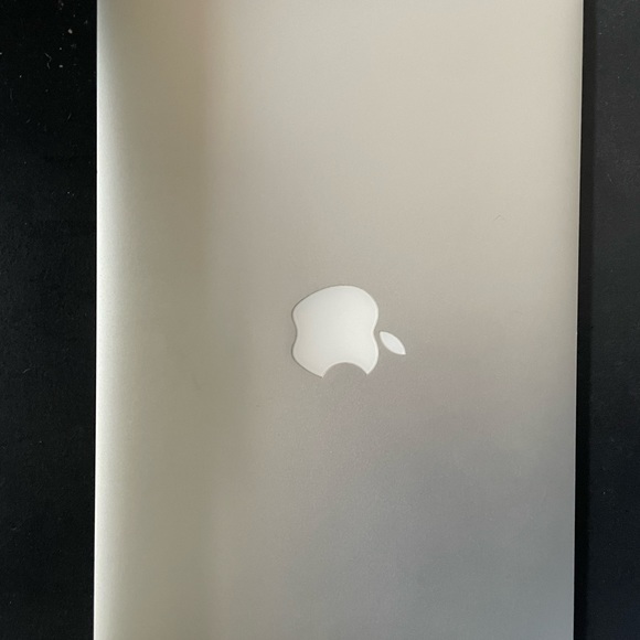 MacBook Air (11 inch)